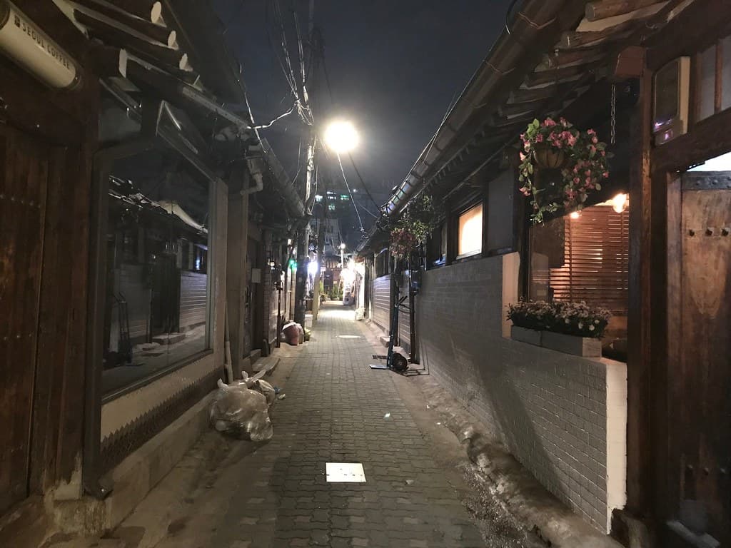 Ikseondong
