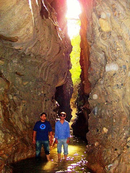 Robbers Cave