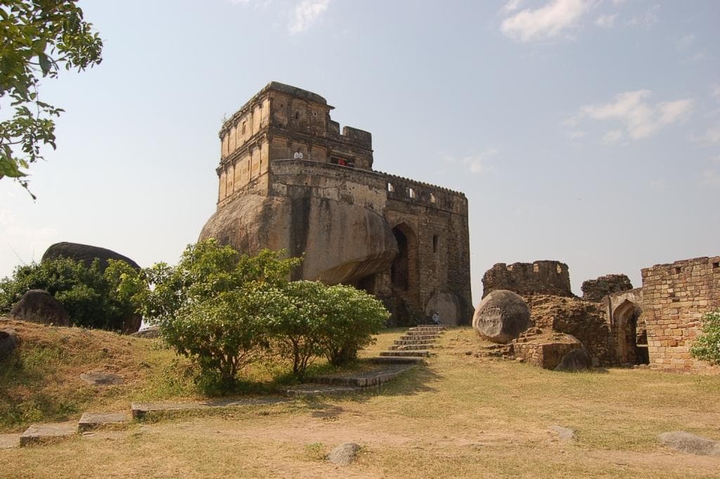 Madan Mahal Fort