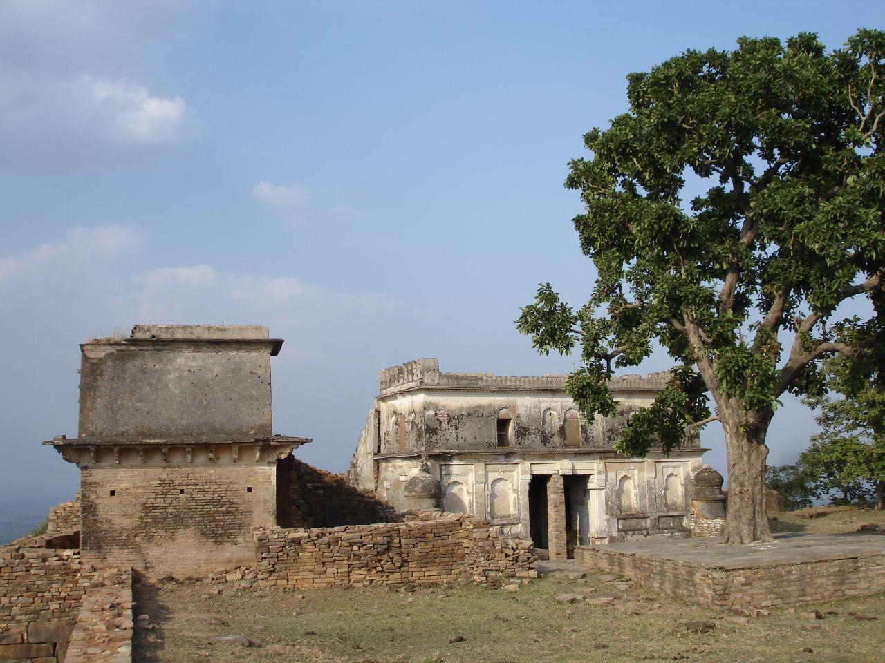 Fort Road