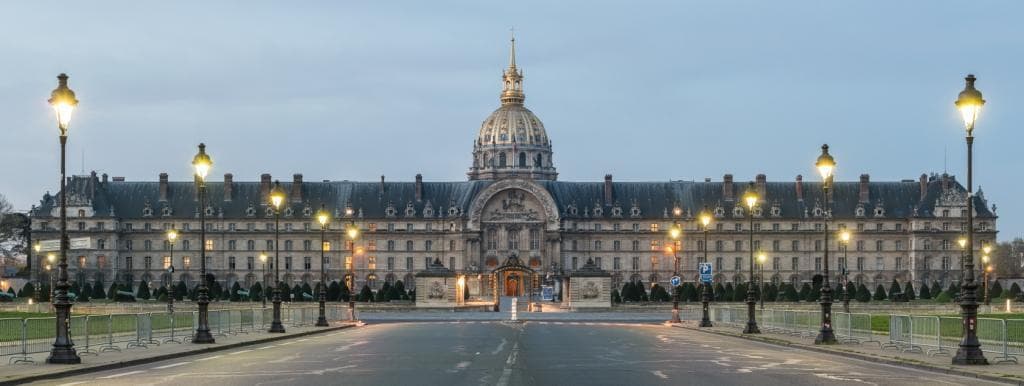 Les Invalides Appartement