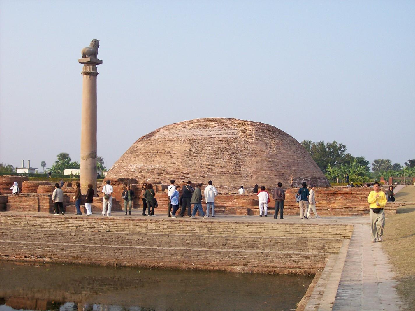 Heliodorus Pillar