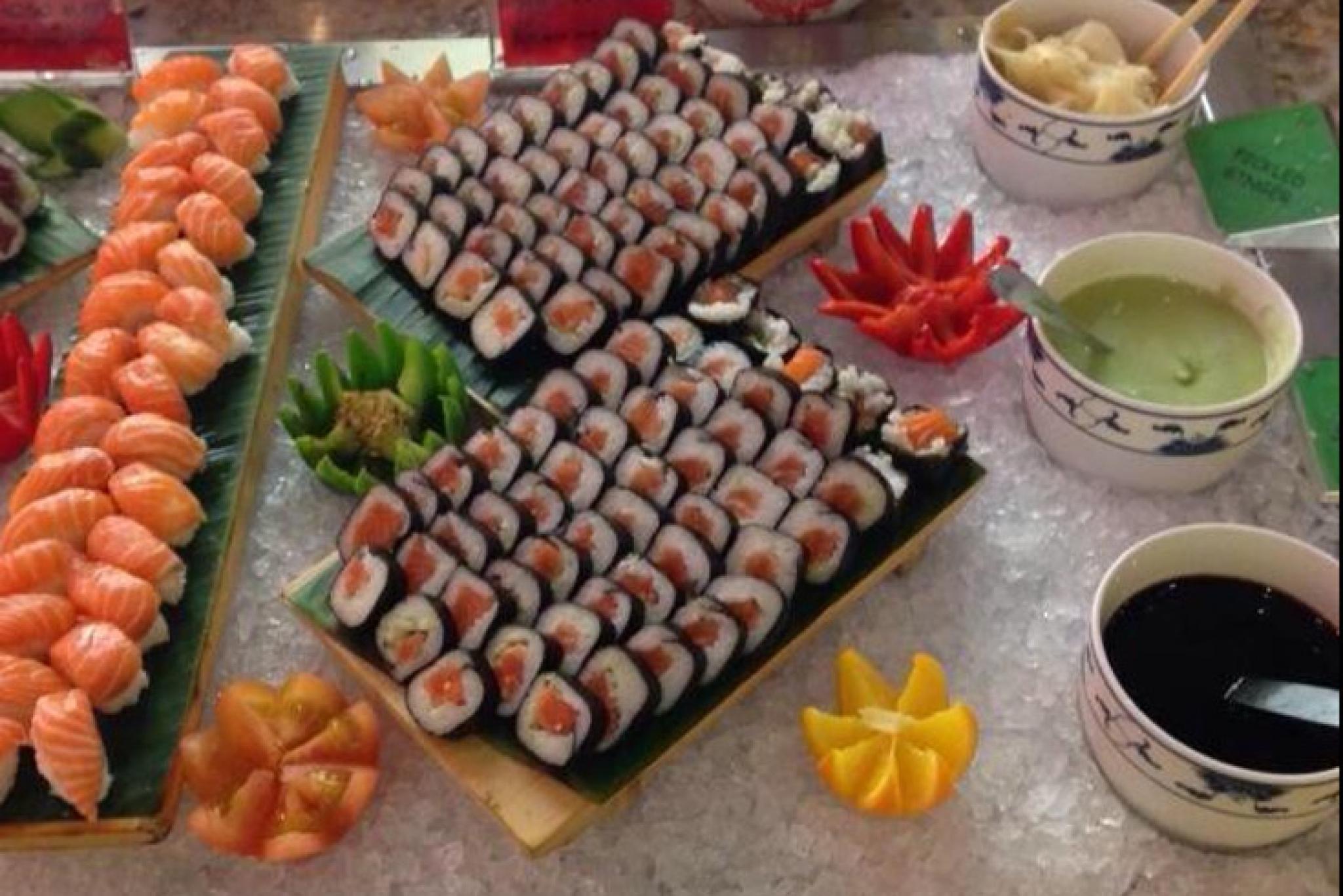 Red Hot World Buffet & Bar