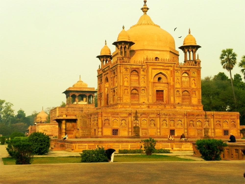 Khusrau Bagh