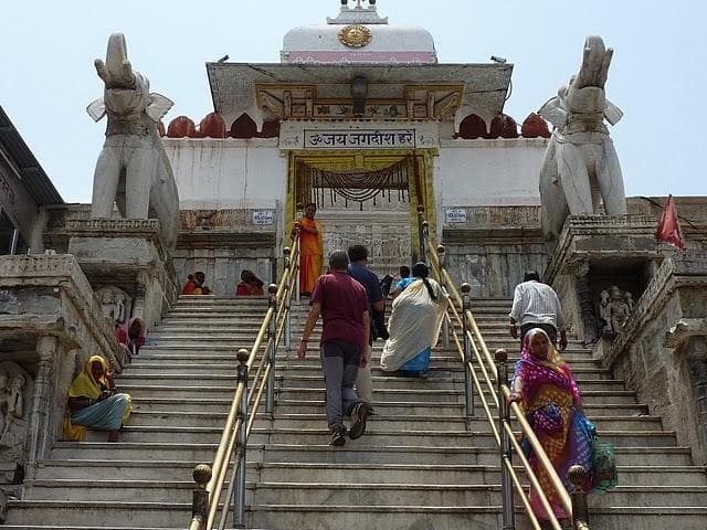 Jagdish Temple intersection