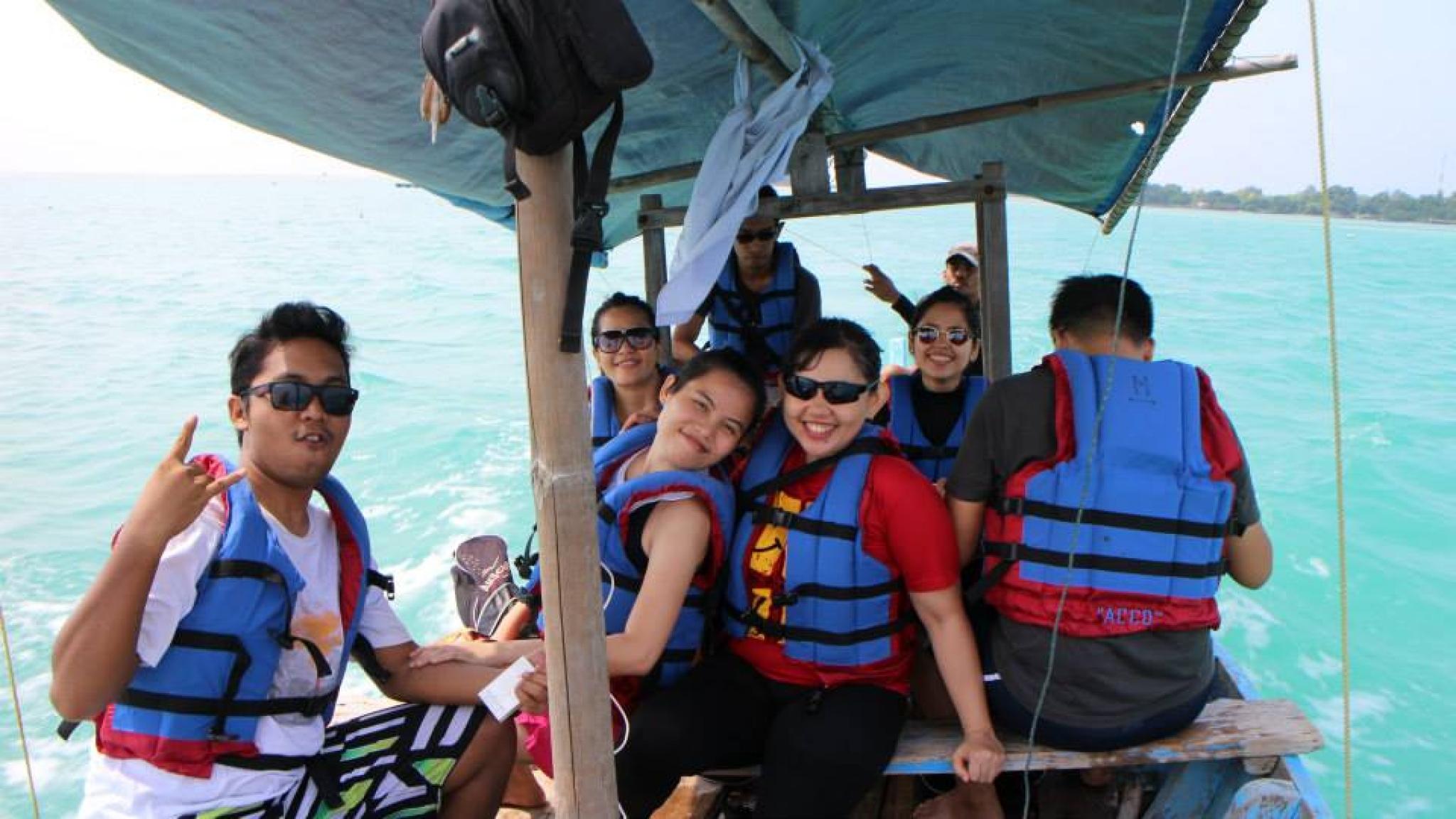 SNORKELING at Pulau Pari