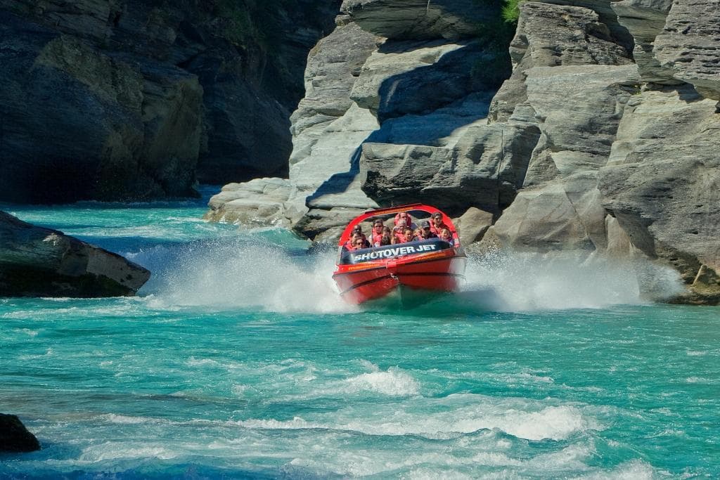 KawarauJetBoatLakefrontDriveRotorua