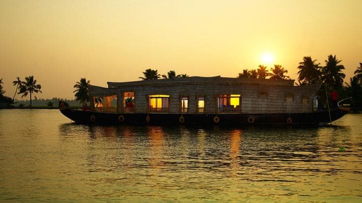 Valiyaparamba Backwaters...